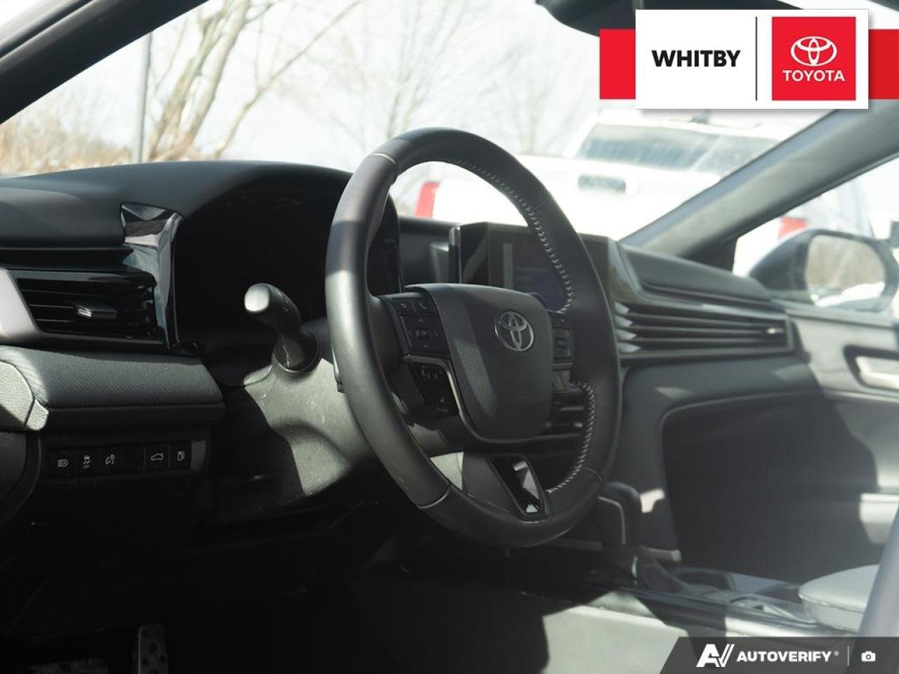 2025 Toyota Camry SE HYBRID 2.5L Photo