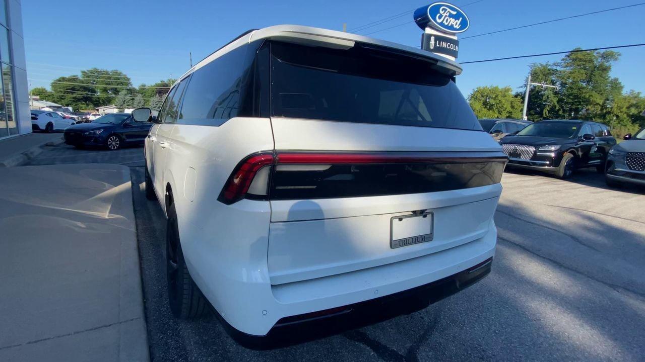 2025 Lincoln Navigator Reserve L Photo