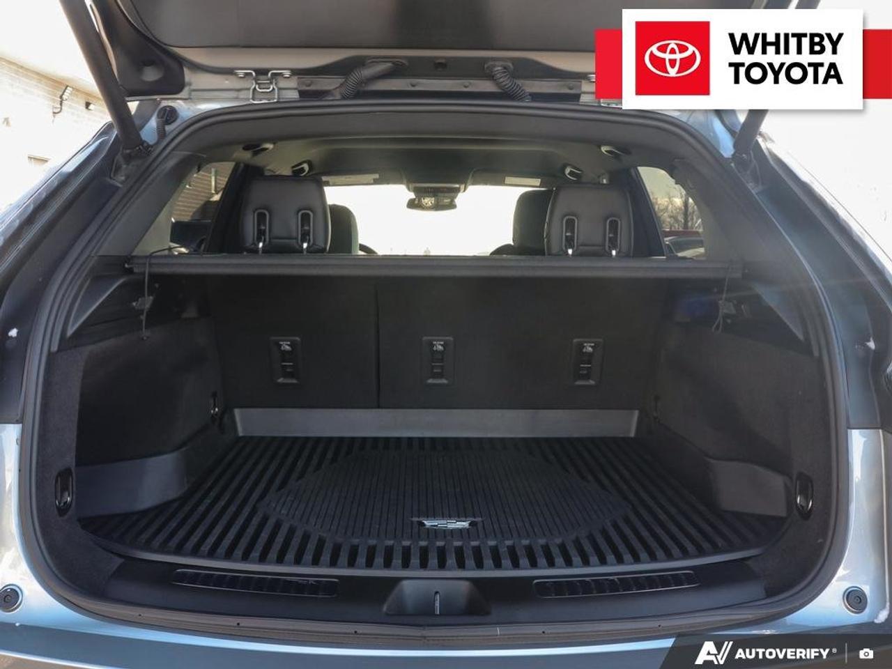 2025 Cadillac XT4 Sport 2.0L Photo