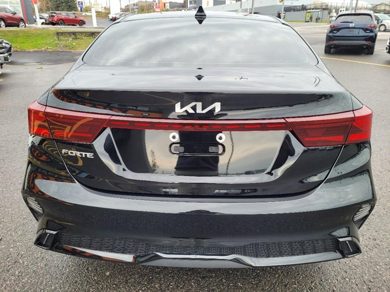 2023 Kia Forte EX Premium Photo