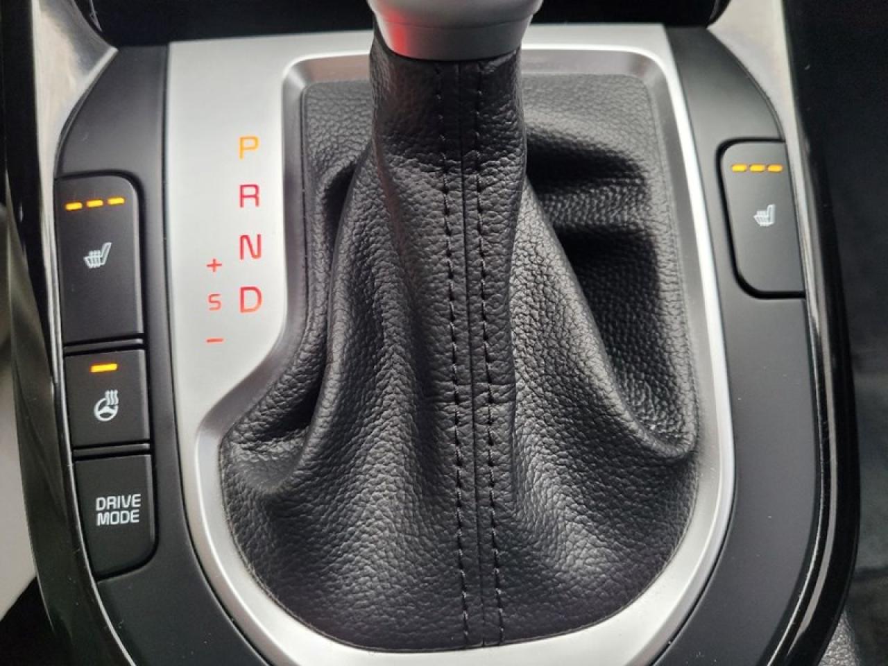 2023 Kia Forte EX Premium Photo