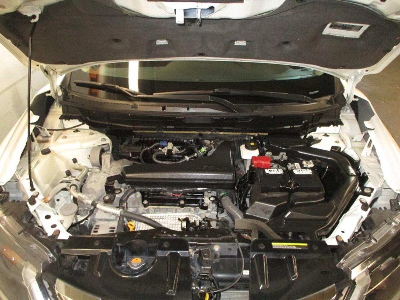 2017 Nissan Rogue SV Photo