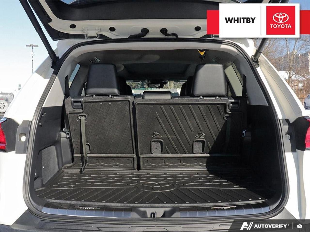 2024 Toyota Grand Highlander Hybrid Limited 2.5L I4 Photo