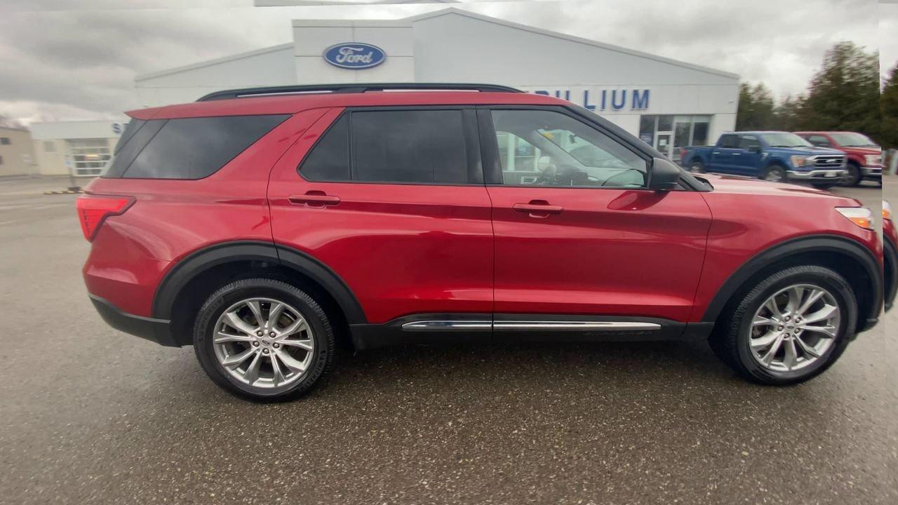 2020 Ford Explorer XLT Photo