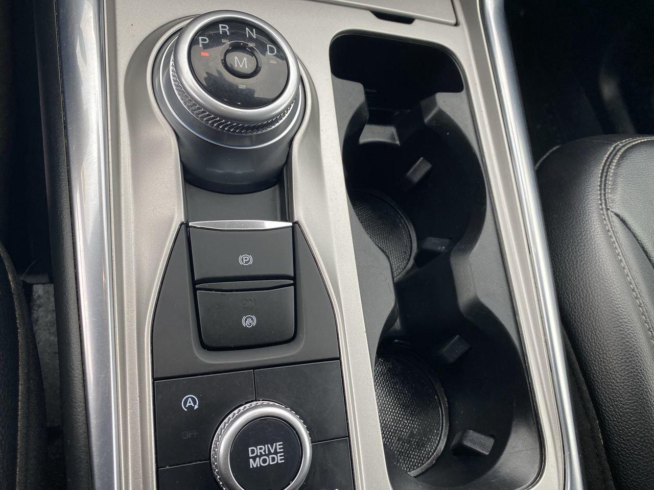 2020 Ford Explorer XLT Photo