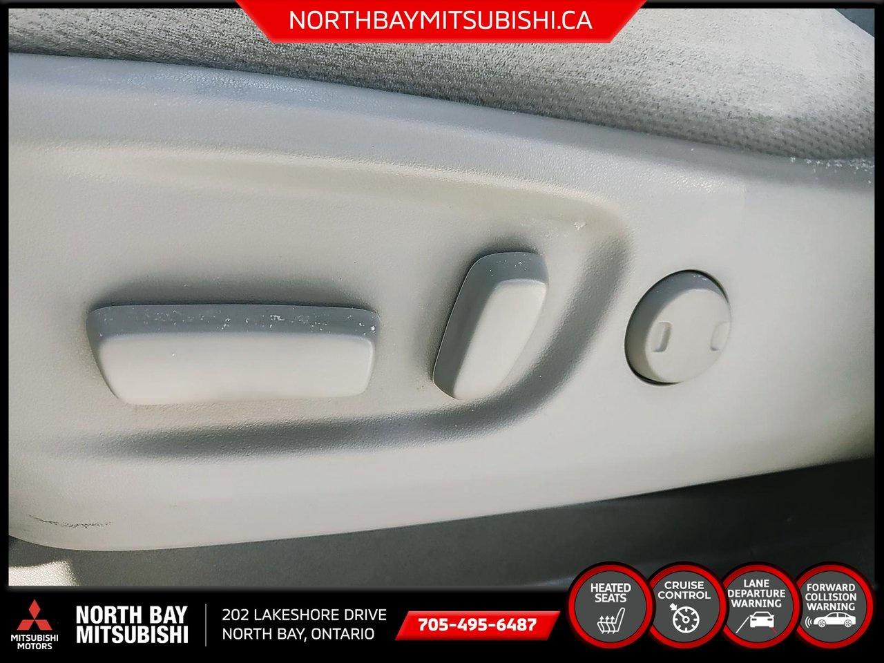 2020 Toyota Sienna LE Photo