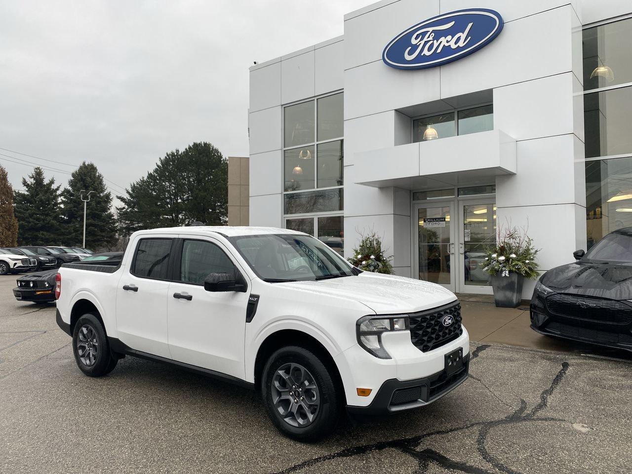 2026 Ford Maverick Hybrid XLT Photo0