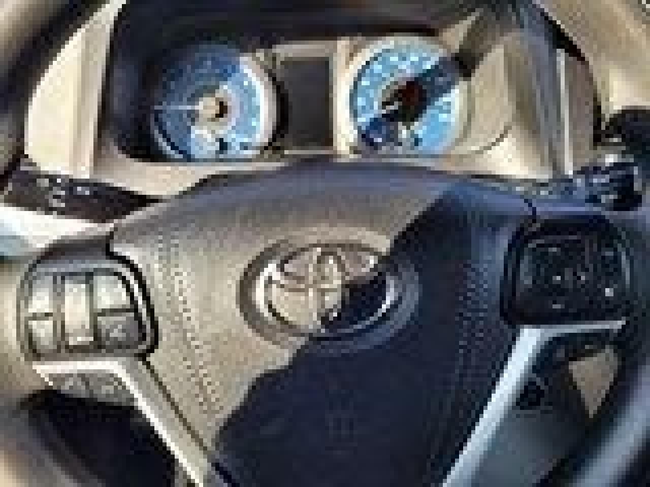 2020 Toyota Sienna LE 8 PASSENGER Photo