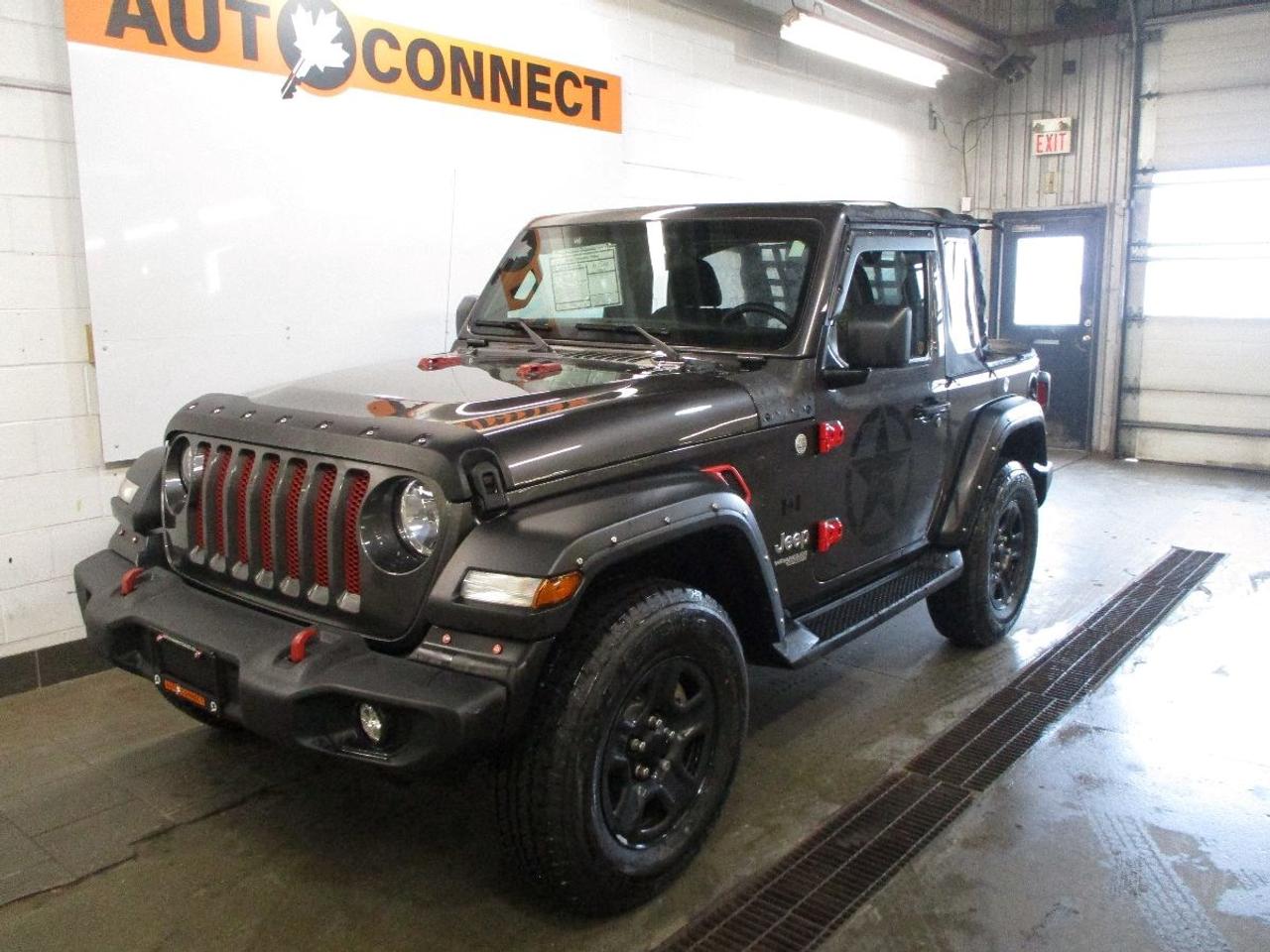 2021 Jeep Wrangler SPORT Photo0