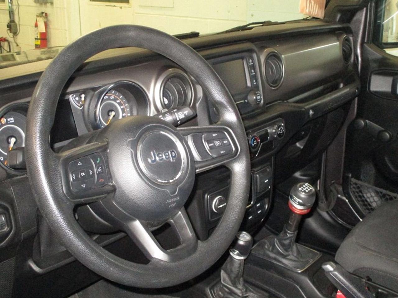 2021 Jeep Wrangler SPORT Photo