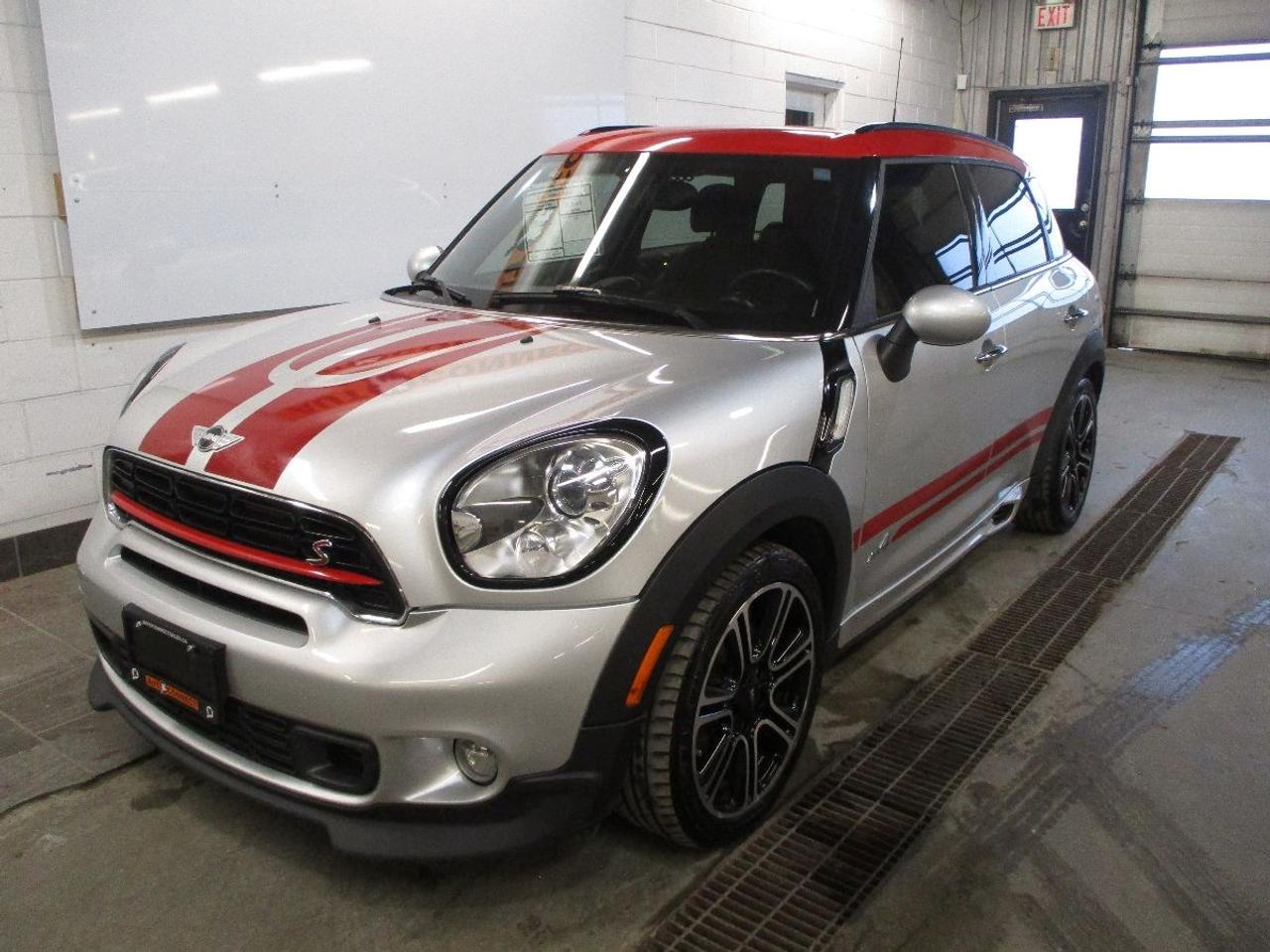 2015 MINI Countryman S ALL4 Photo
