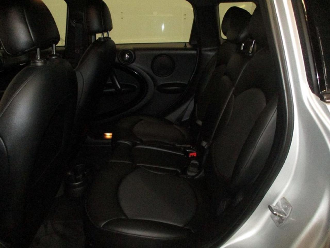 2015 MINI Countryman S ALL4 Photo