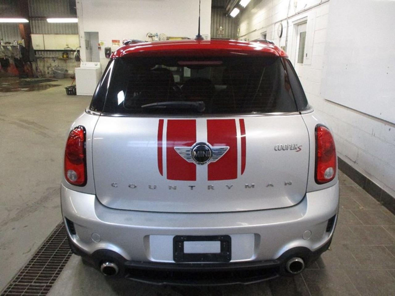 2015 MINI Countryman S ALL4 Photo
