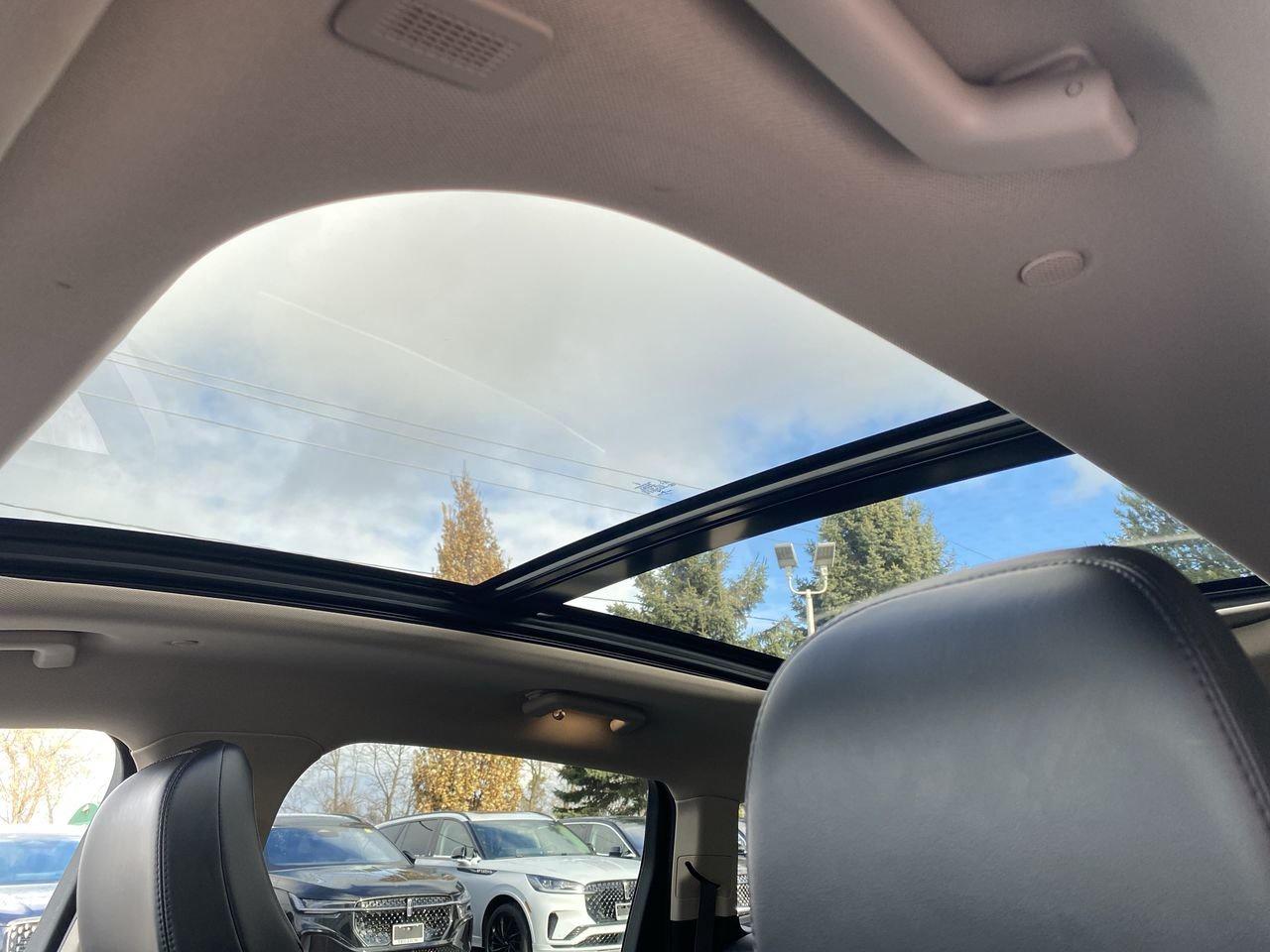 2022 Lincoln Nautilus RESERVE Photo