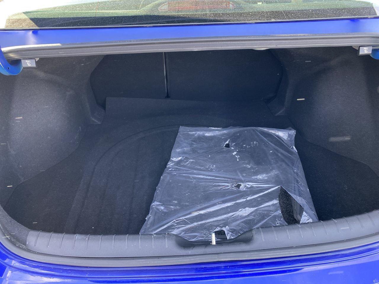 2024 Hyundai Elantra Luxury Photo