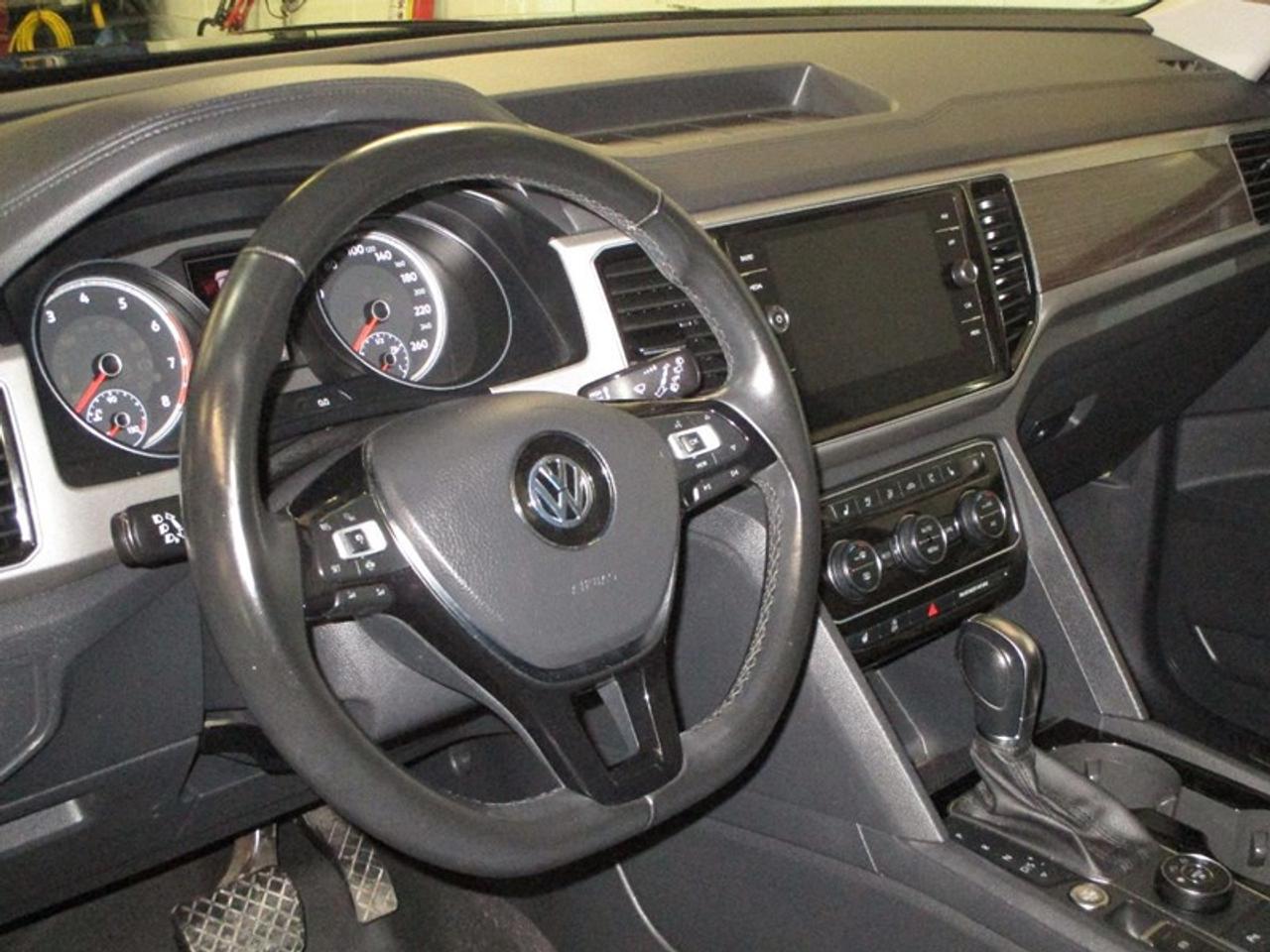 2019 Volkswagen Atlas V6 SEL Photo