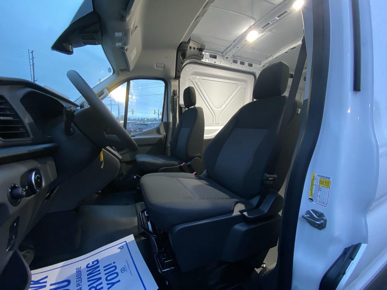 2025 Ford Transit T250 PASS SLIDE 148 Photo