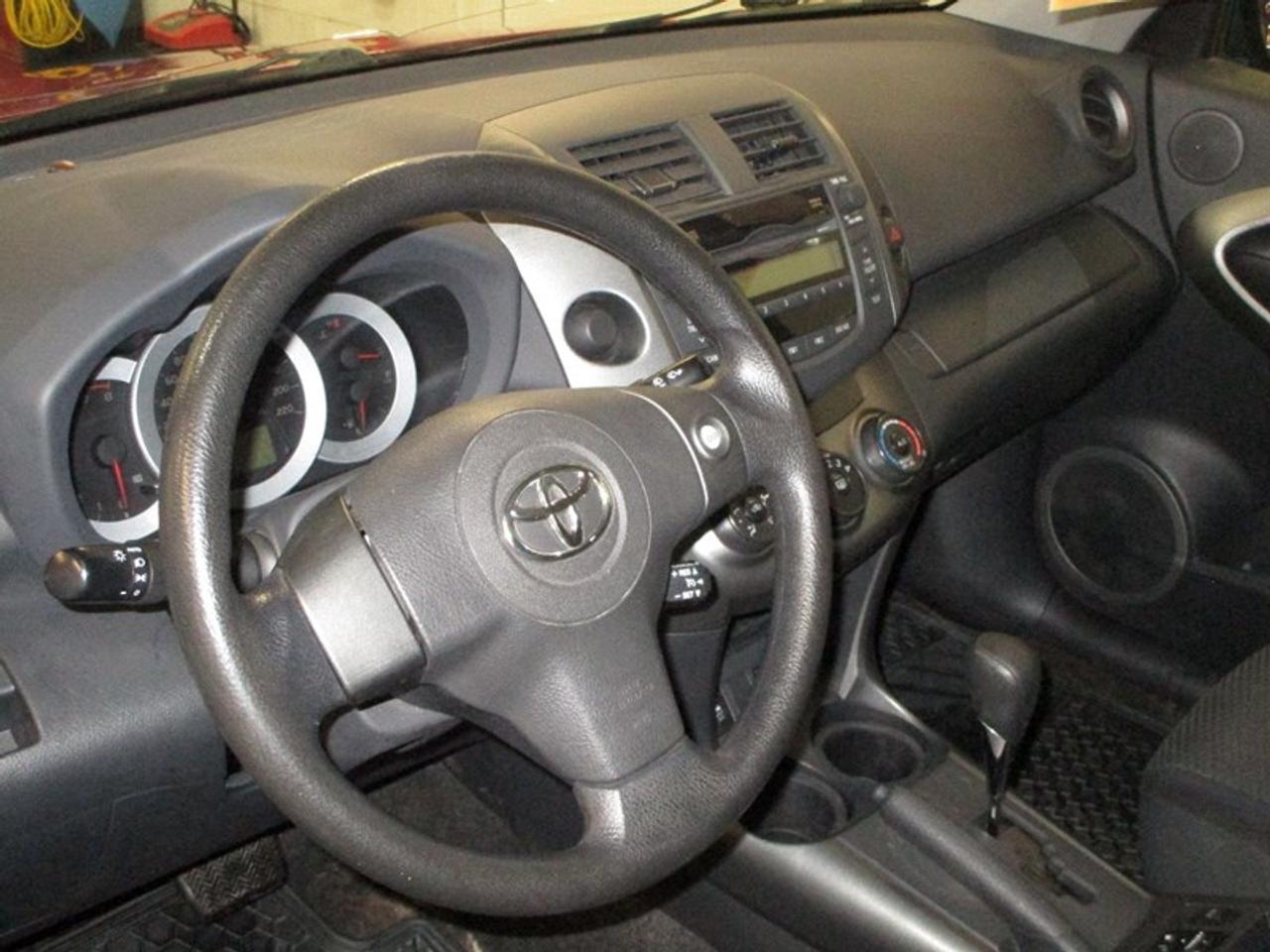 2010 Toyota RAV4 Sport Photo