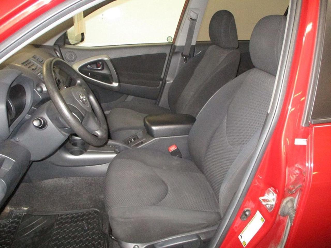 2010 Toyota RAV4 Sport Photo