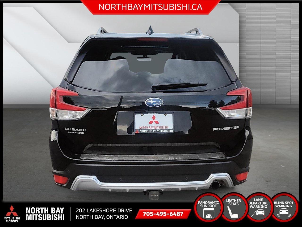 2023 Subaru Forester Premier Photo