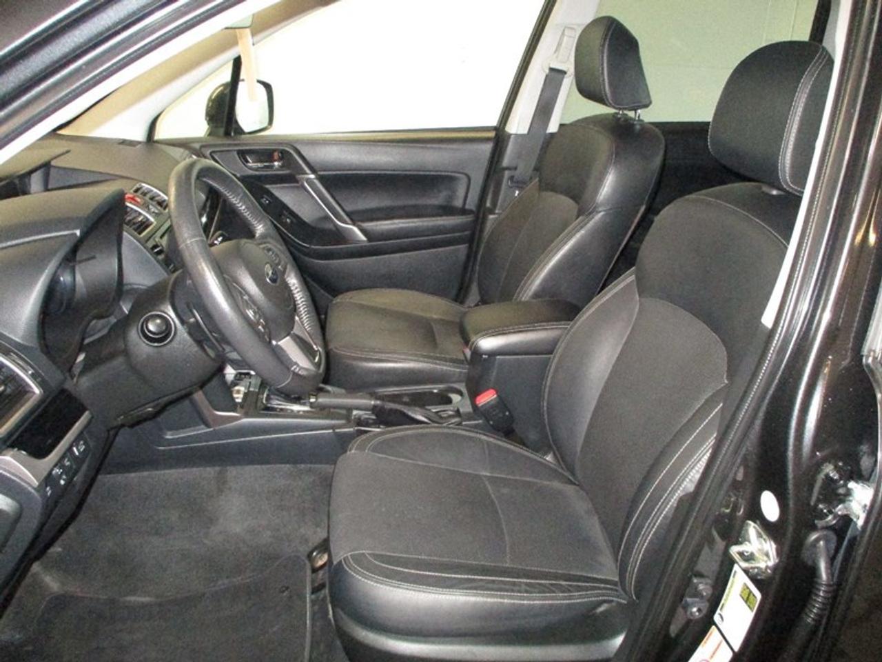 2018 Subaru Forester 2.5i Touring Photo4