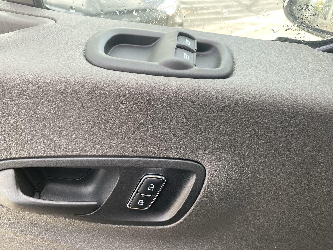 2026 Ford Transit T250 Sliding Pass 148 Photo