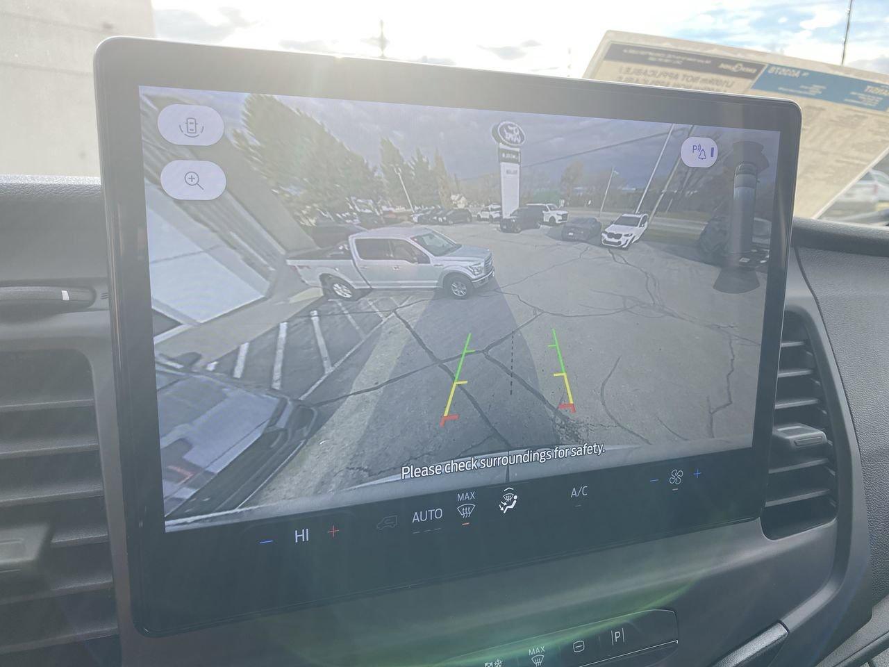 2026 Ford Transit T250 Sliding Pass 148 Photo