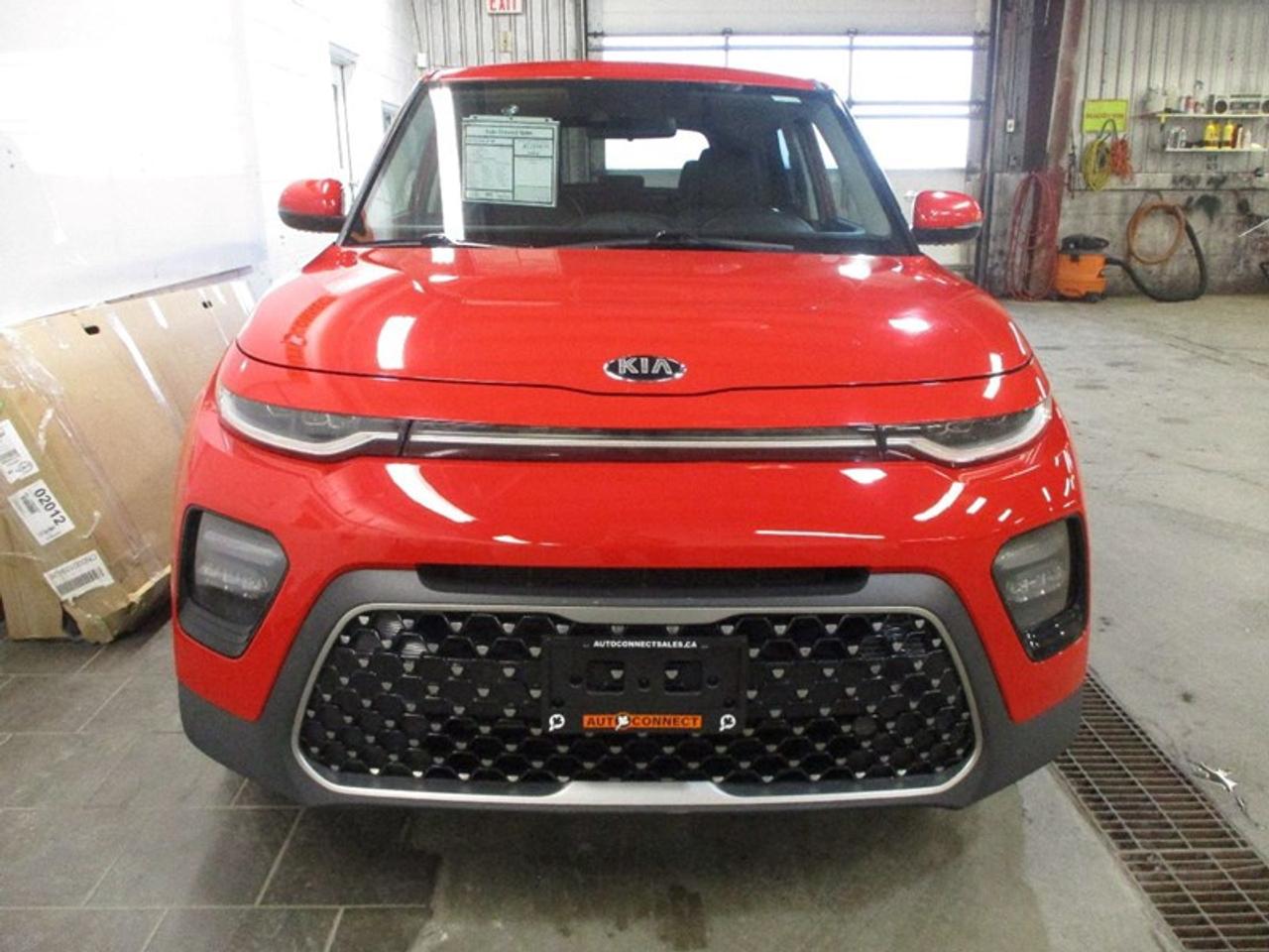 2021 Kia Soul EX Photo3