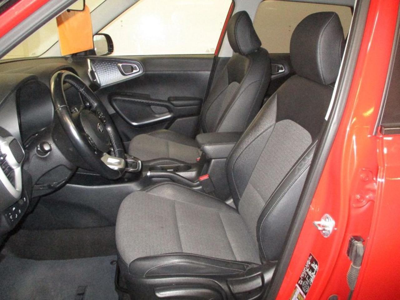 2021 Kia Soul EX Photo4