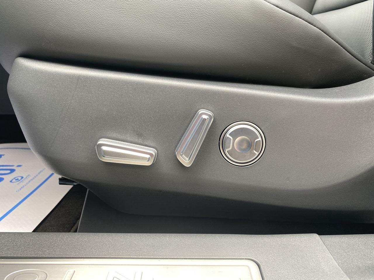 2025 Lincoln Nautilus Premiere Photo