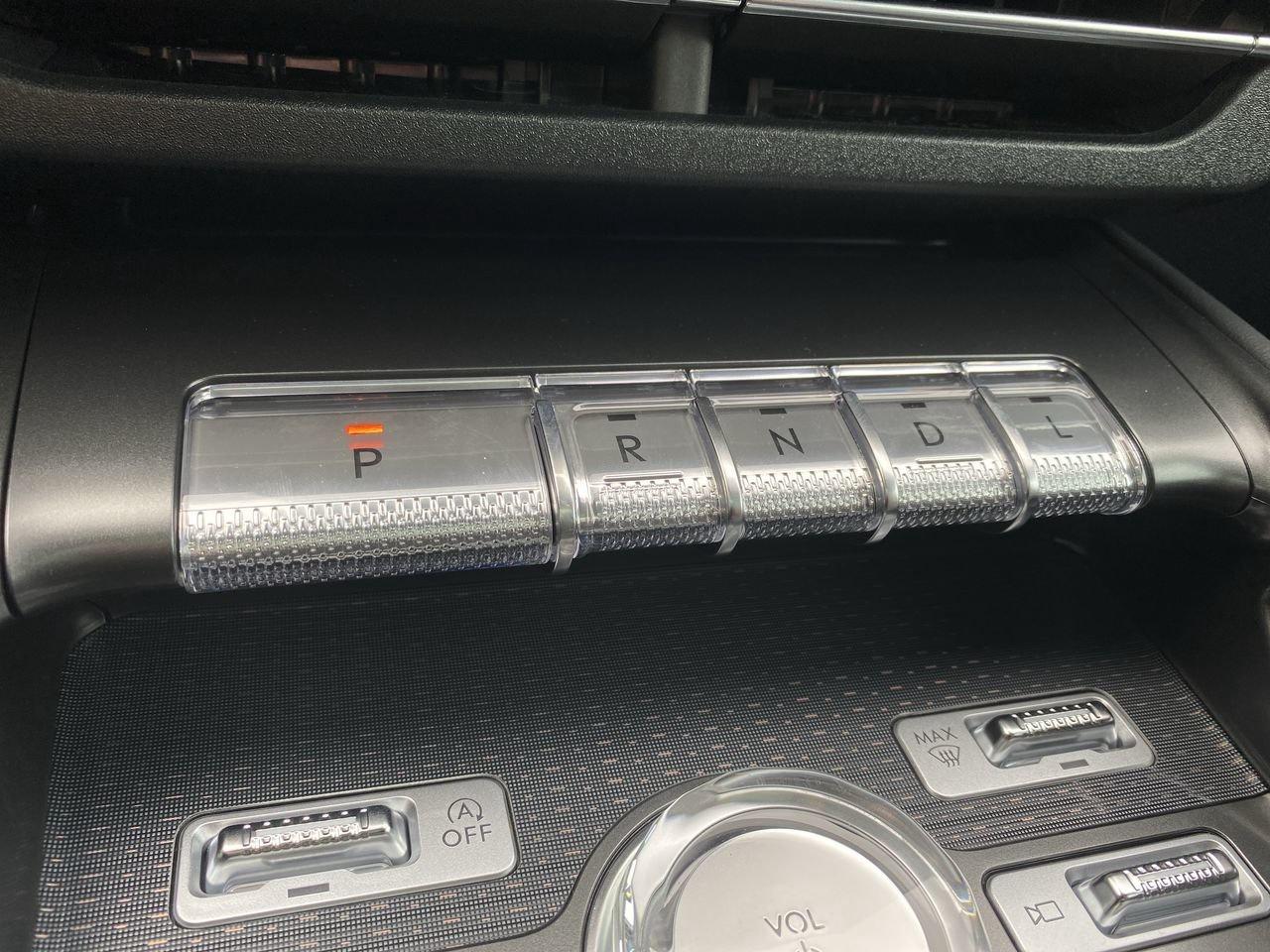 2025 Lincoln Nautilus Premiere Photo