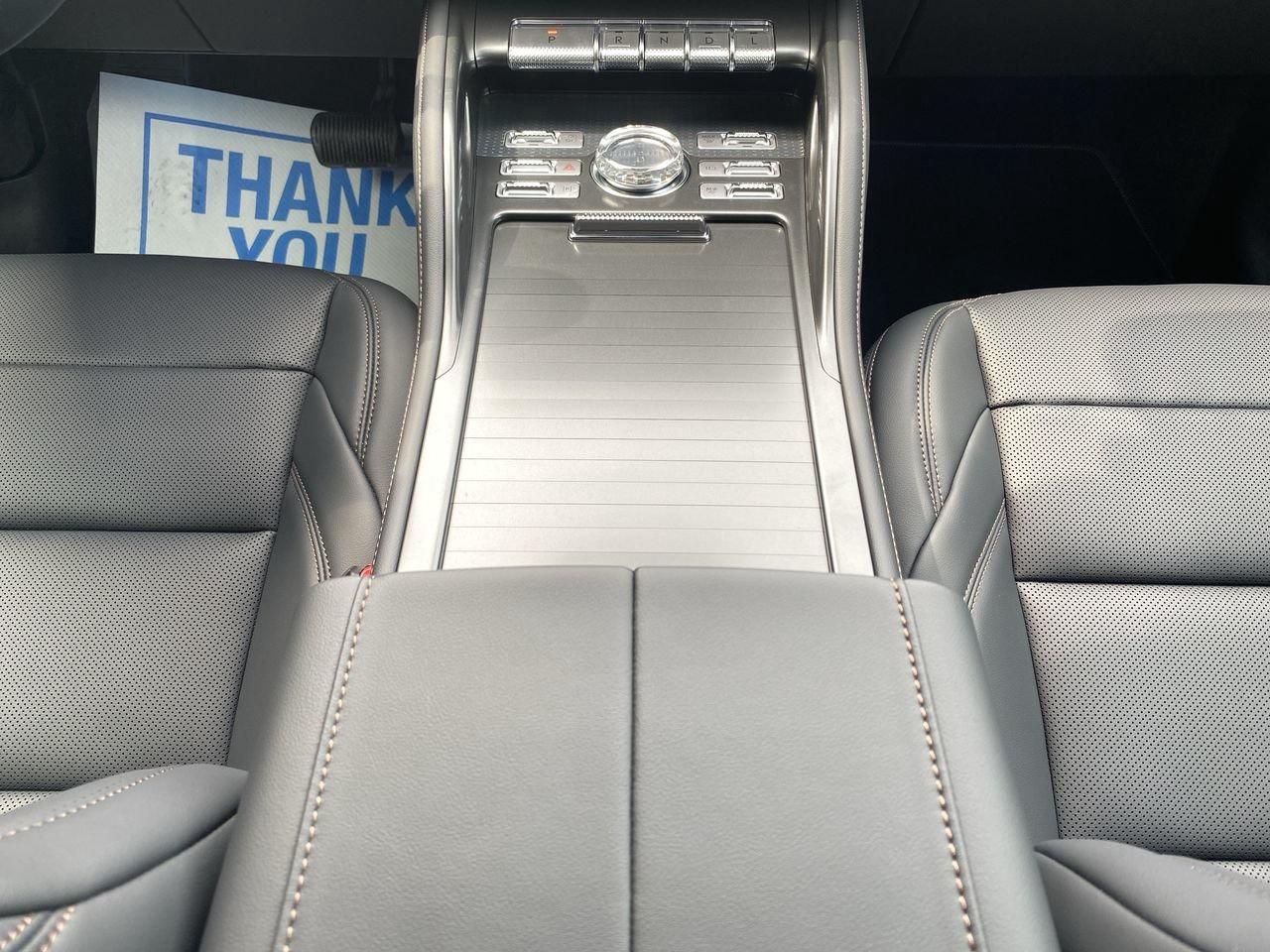 2025 Lincoln Nautilus Premiere Photo