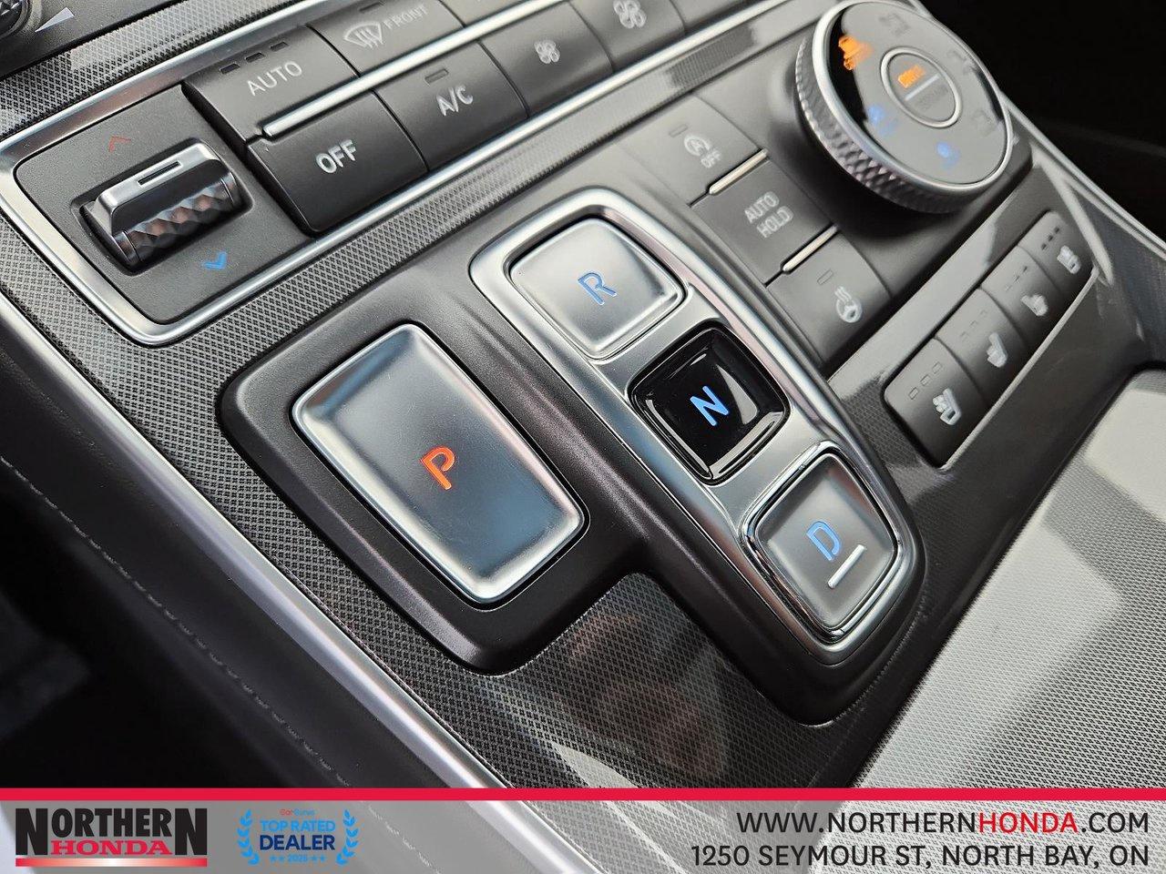 2022 Hyundai Santa Fe ULTIMATE CALLIGRAPHY AWD Photo