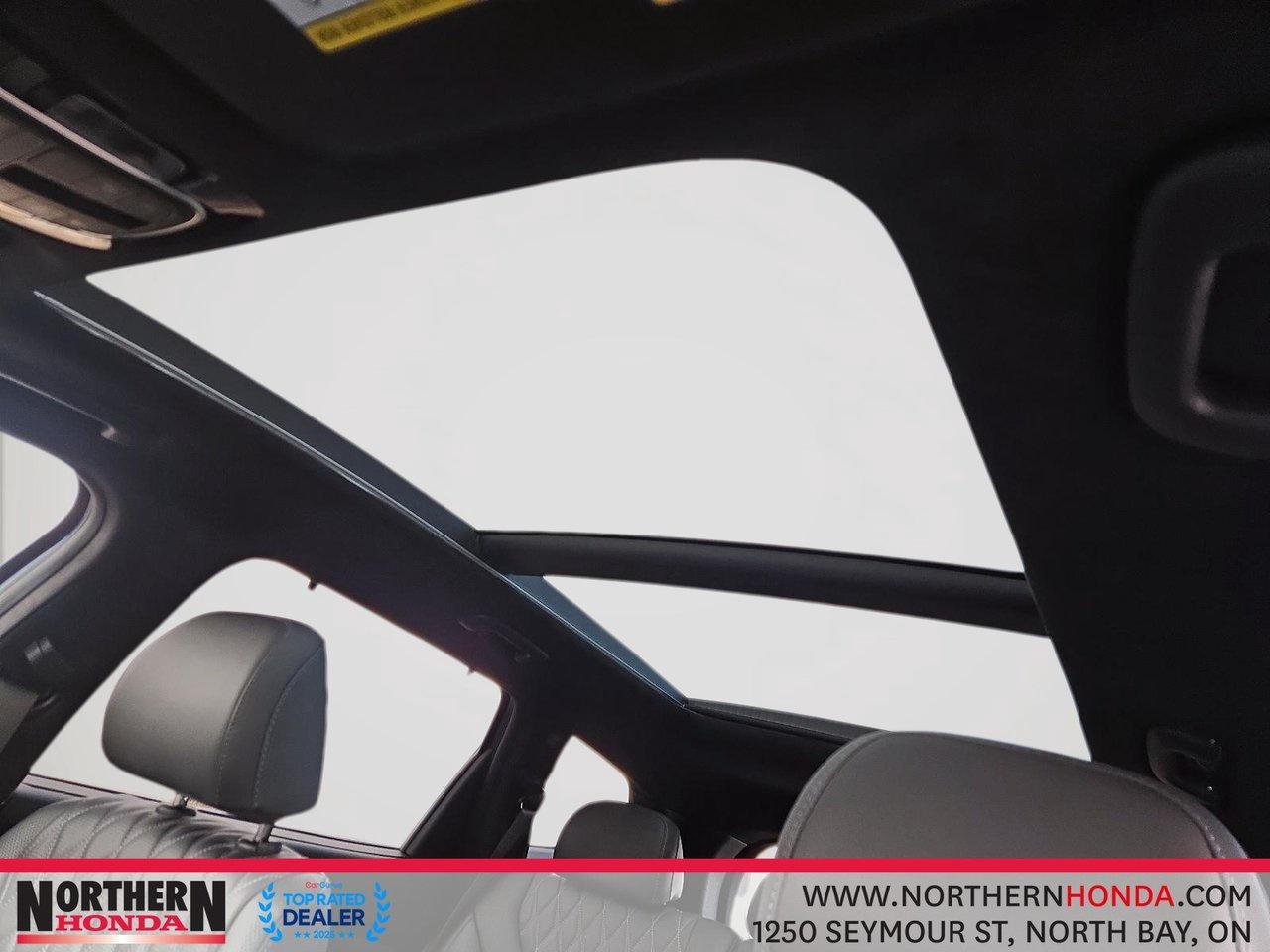 2022 Hyundai Santa Fe ULTIMATE CALLIGRAPHY AWD Photo