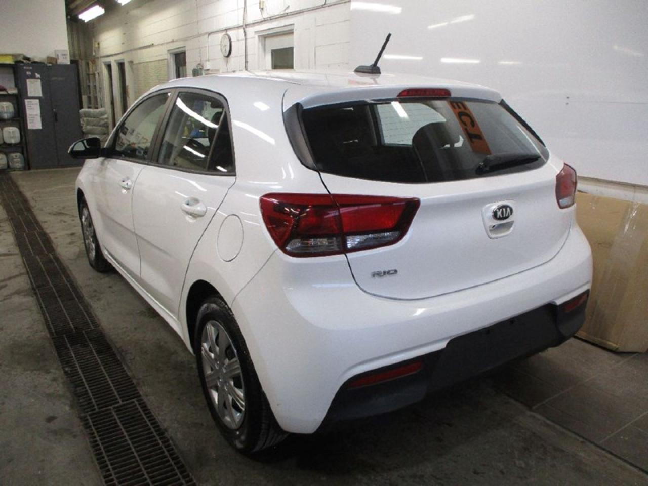 2021 Kia Rio5 S Photo