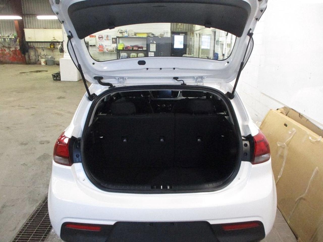 2021 Kia Rio5 S Photo