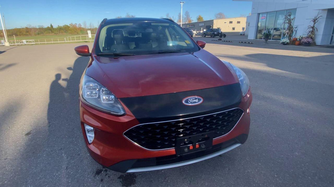 2020 Ford Escape Titanium Hybrid Photo2