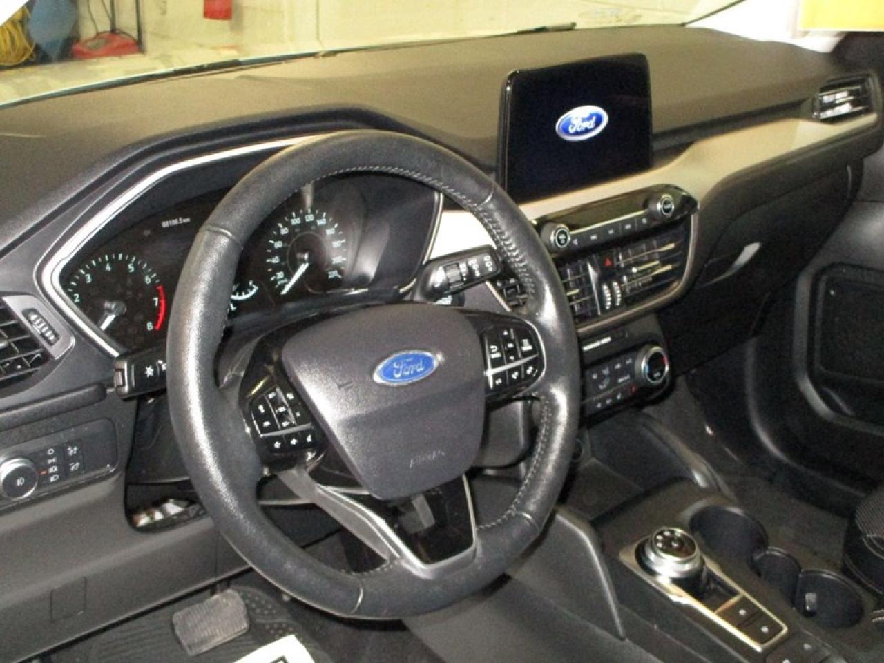 2021 Ford Escape SEL AWD Photo