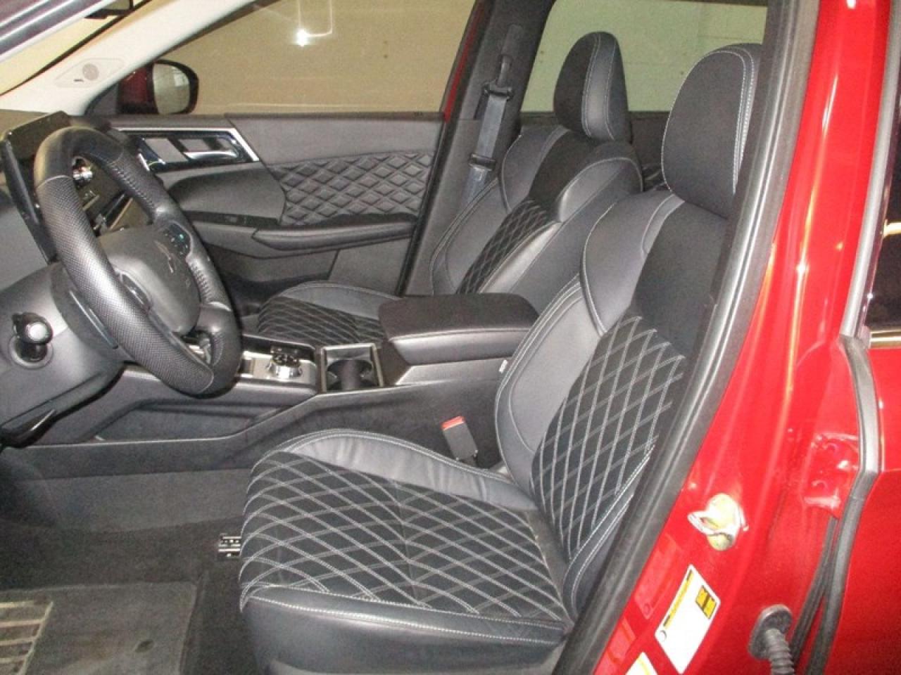 2022 Mitsubishi Outlander SEL AWD Photo