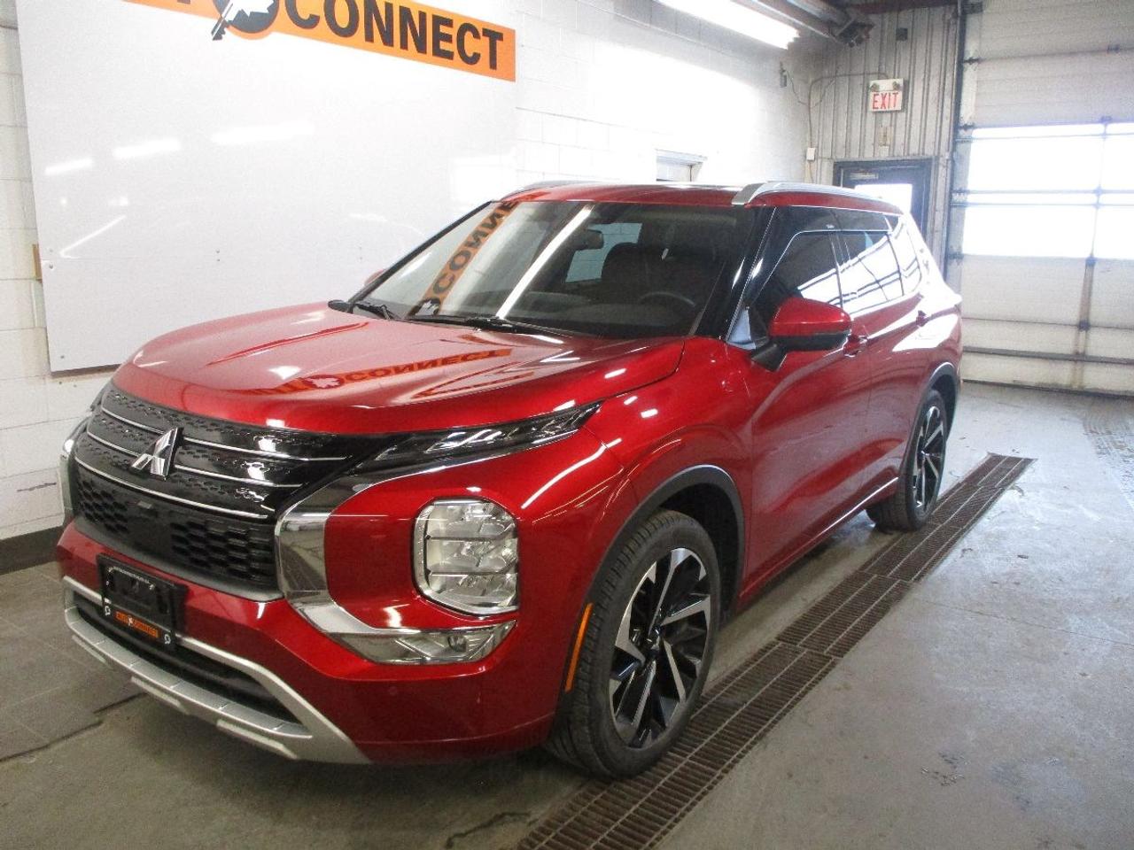 2022 Mitsubishi Outlander SEL AWD Photo0