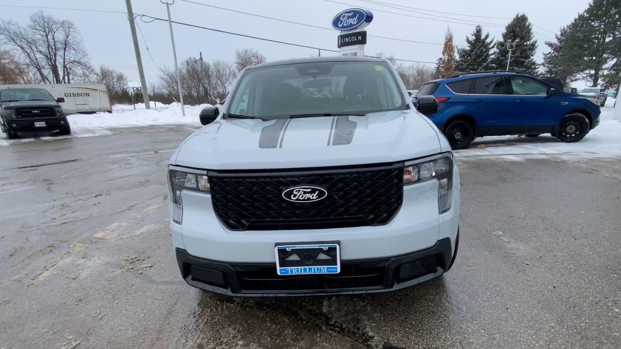 2025 Ford Maverick Hybrid XLT Photo2