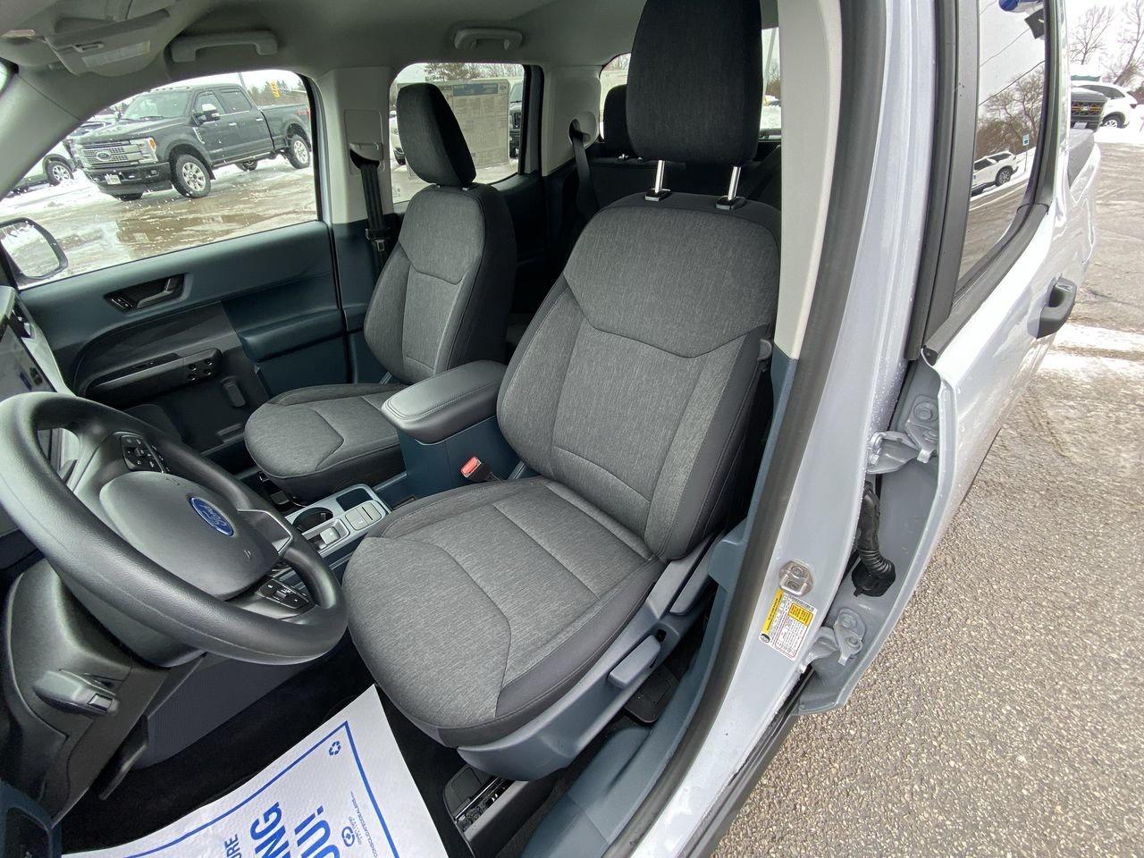 2025 Ford Maverick Hybrid XLT Photo