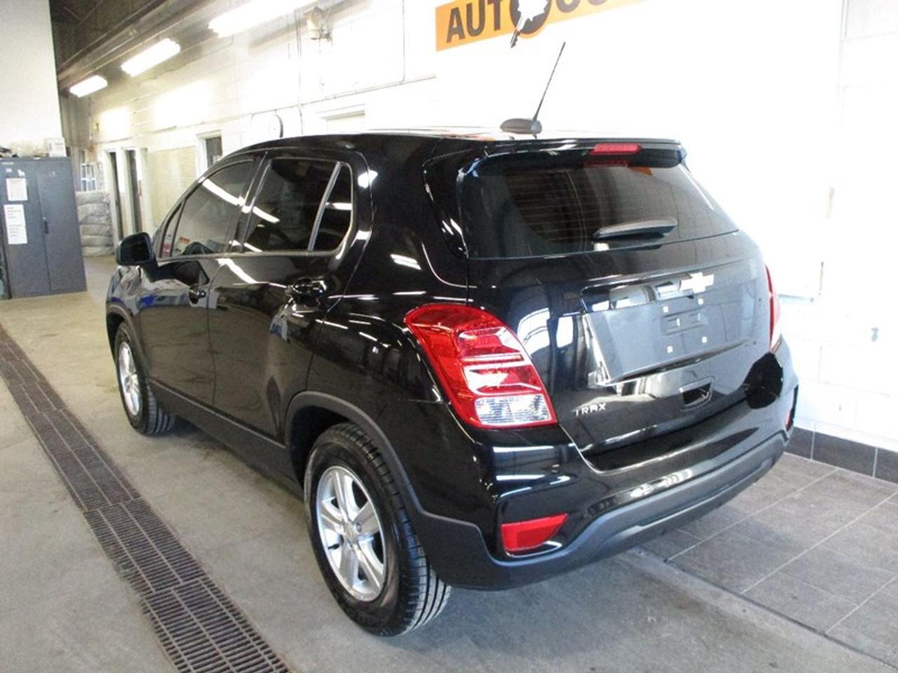 2020 Chevrolet Trax LS Photo