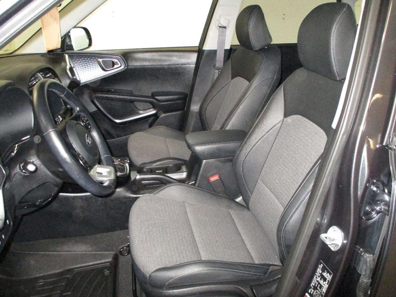 2021 Kia Soul EX Photo4