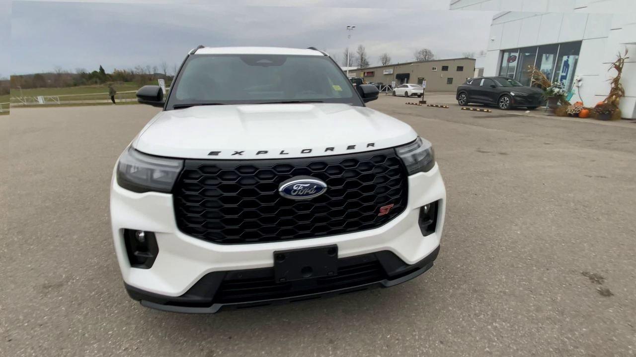 2026 Ford Explorer ST Photo