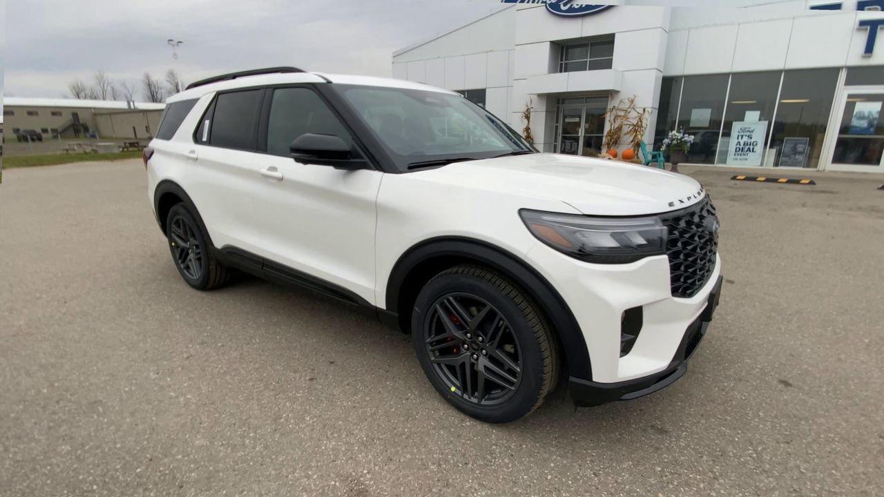 2026 Ford Explorer ST Photo