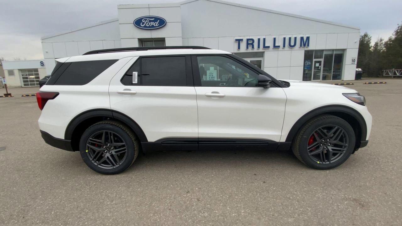 2026 Ford Explorer ST Photo