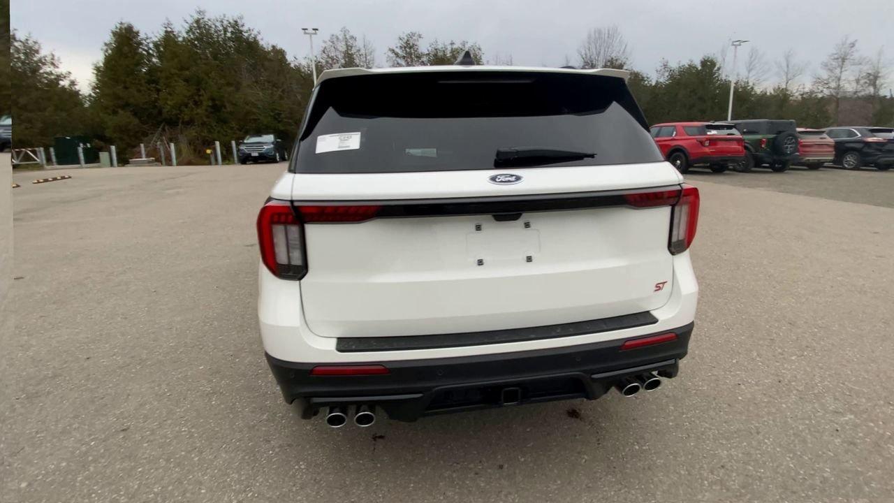 2026 Ford Explorer ST Photo