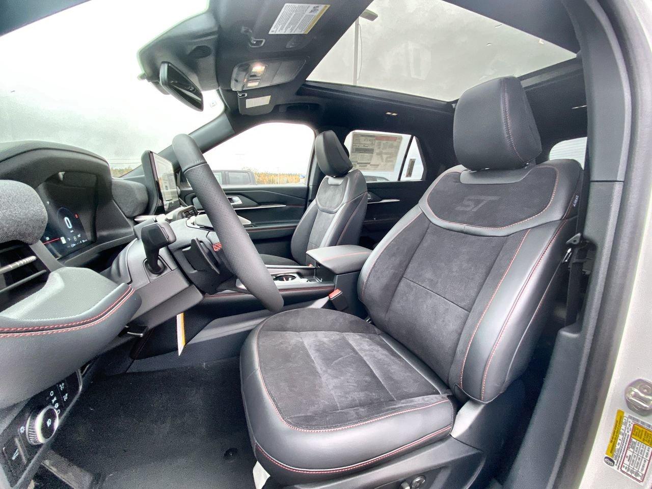 2026 Ford Explorer ST Photo