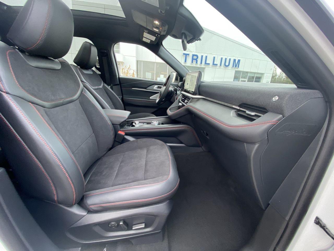 2026 Ford Explorer ST Photo